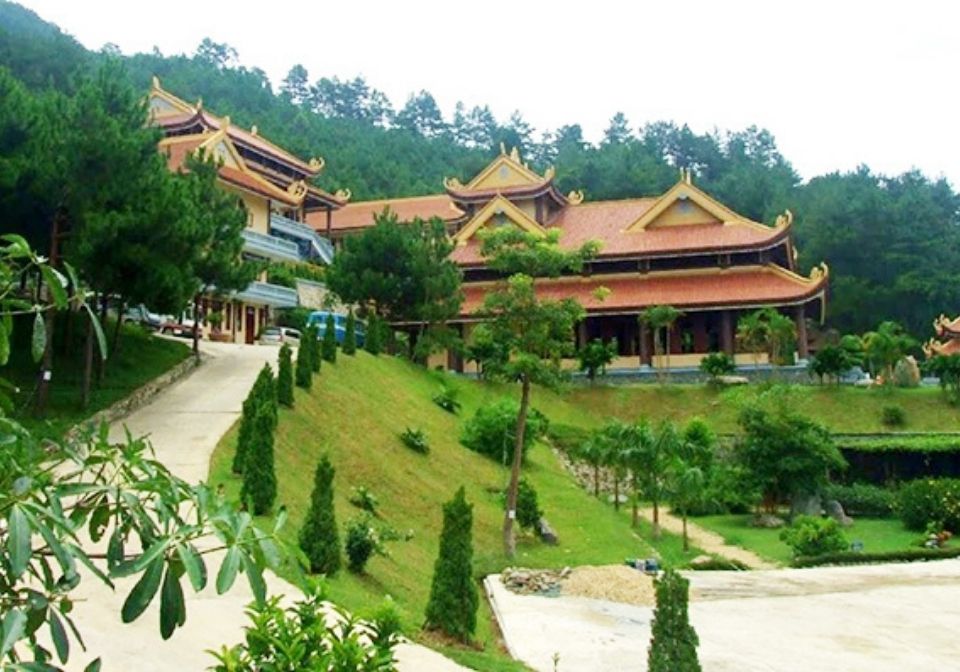 Truc Lam monastery