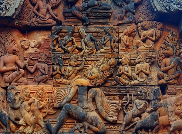 The intricate design and bas-relief carvings in Banteay Srei really set it apart from the other temples of Angkor.
