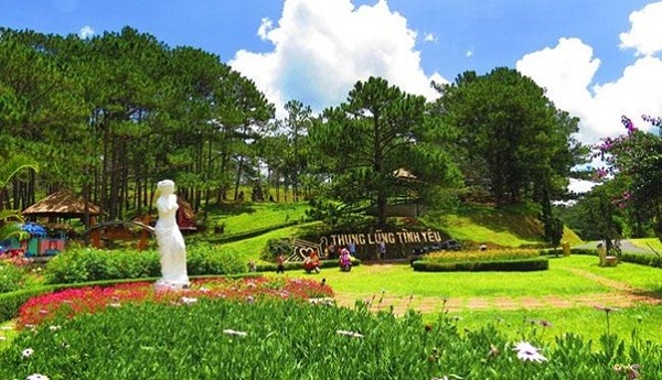 Wandering in the Valley of Love in Dalat – the land of loves