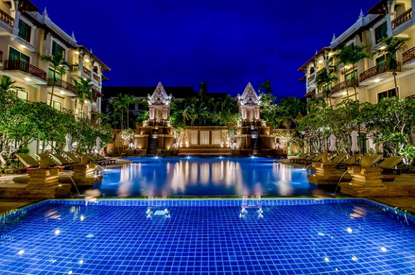 Sokha Angkor Resort with large outside pool