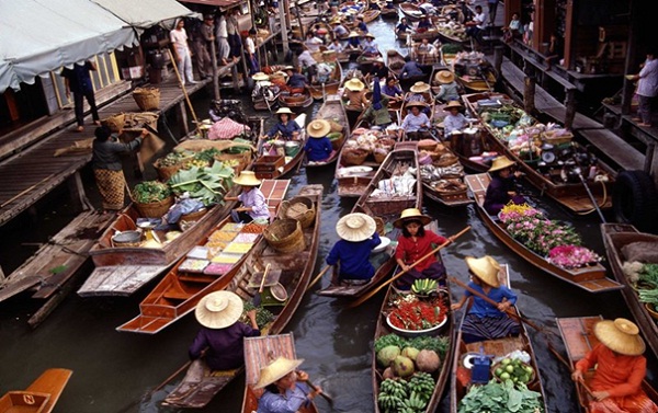 Discover Damnoen Saduak – Floating market in Thailand