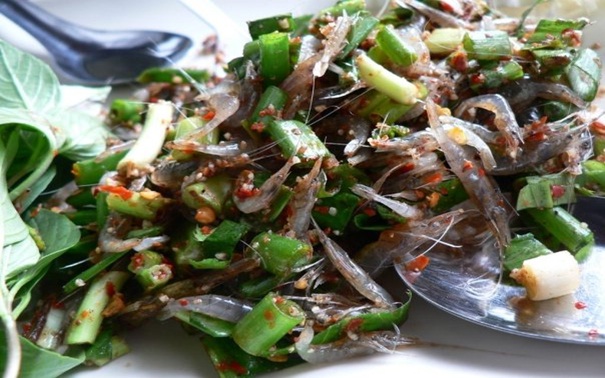 Do you dare to eat Thai Goong Ten?