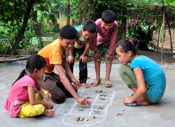 “O an quan” is very popular in the village but children in the cities is not familiar with much