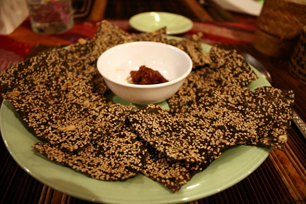 Kaipen is made from riverweed, a special kind in Laos