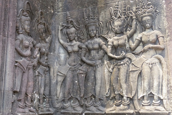 Sculpture on the world of the temple