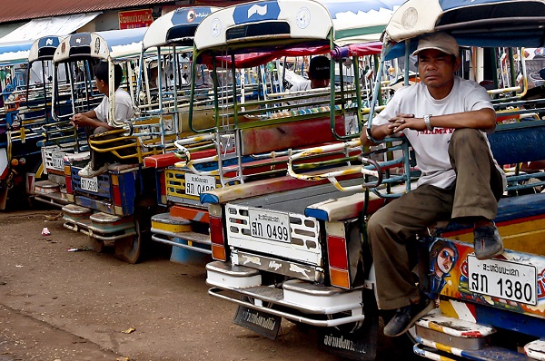 Do-not-worry-if-you-can’t-get-taxi.-You-have-tuk-tuk-in-Laos