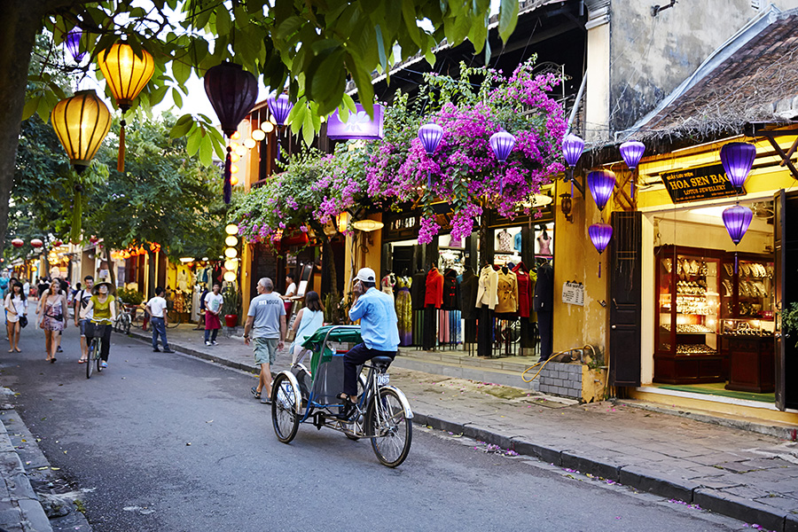 Hoi-An-Vietnam-is-an-ideal-place-for-cyclo-and-bike-tour