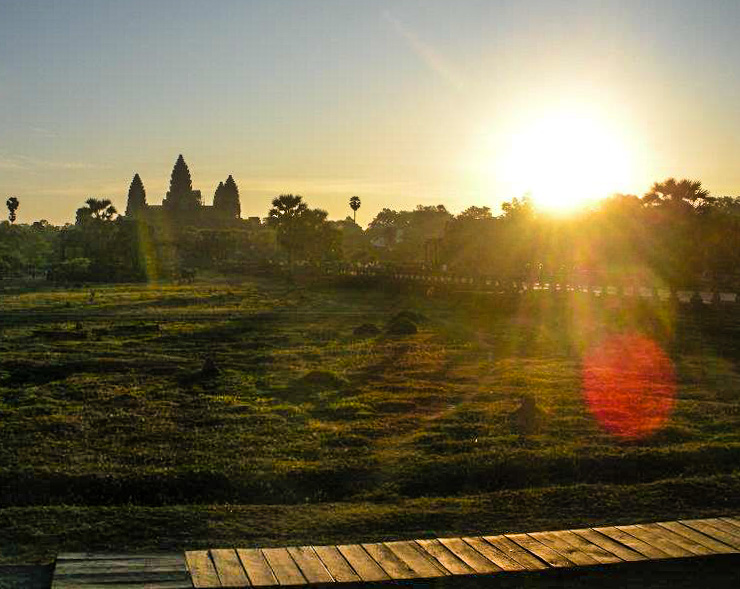 Sunrise at the Angkor Wat