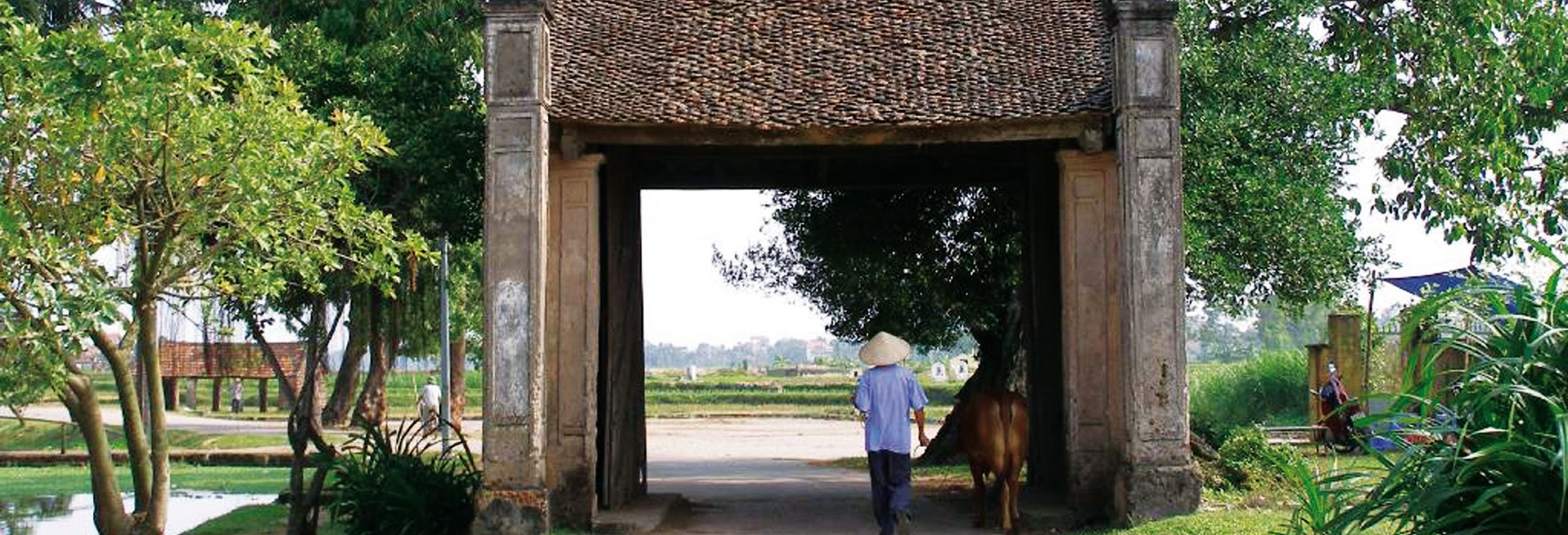 1-Day Discovering Duong Lam Ancient Village In Vietnam [2022]