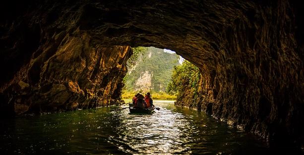 The tourists are out of cave in Tam Coc