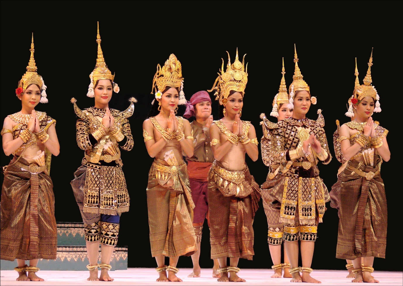 Apsara Dance - The Elegance & Grace of Angkor