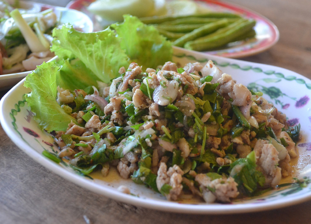 Top 10 essential Laos food to spice up your Laos tours