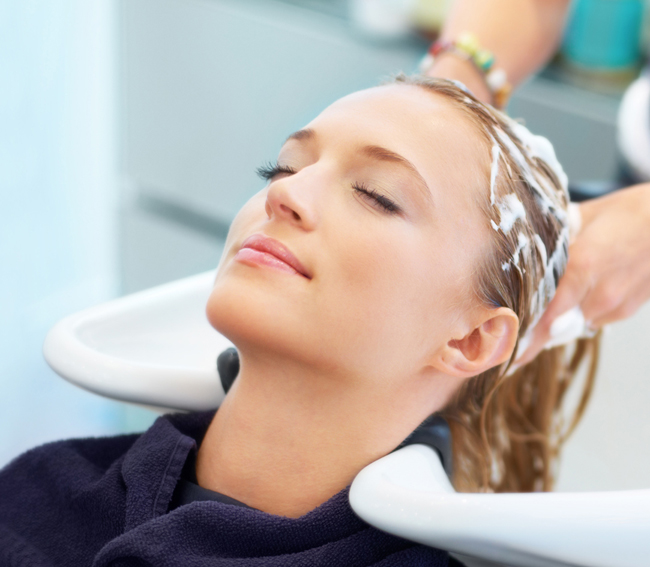 Choose the best service for head massage and hair cleaning in Vietnam