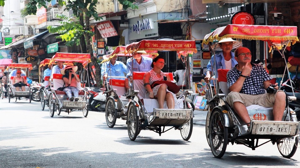 A cyclo tour in Hanoi