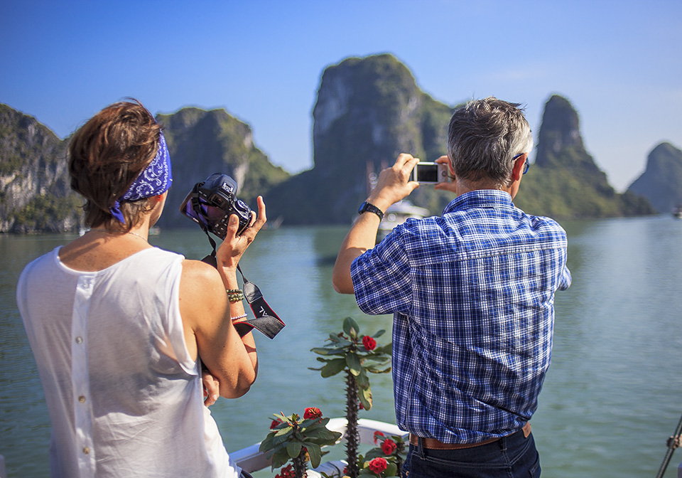 The breathtaking scenery in Halong Bay