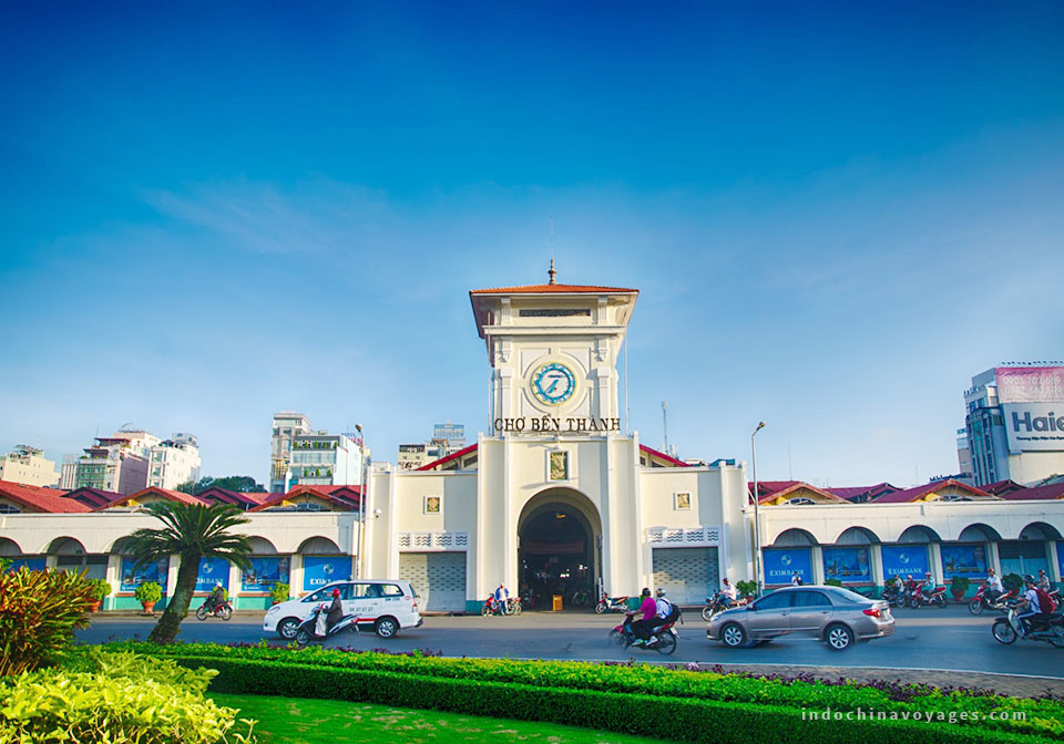 Overview of Ben Thanh Market