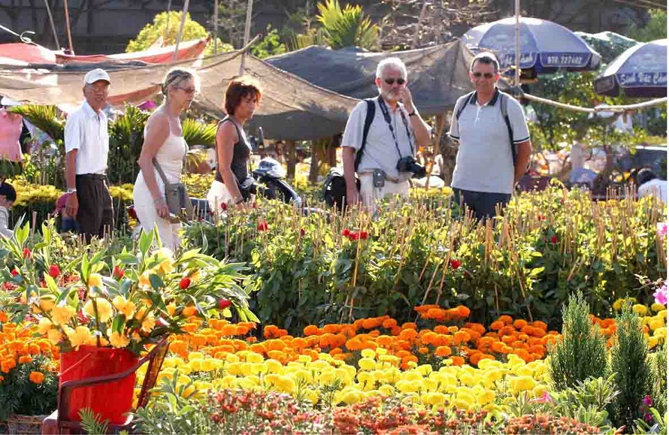 Flower Market in Hanoi