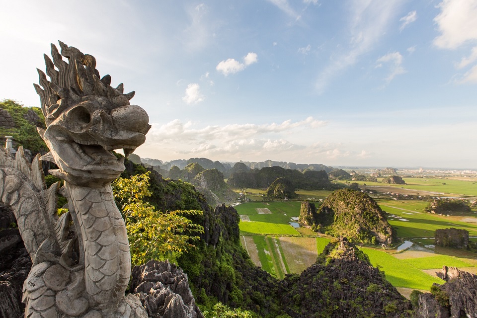 amazing Mua Cave Ninh Binh