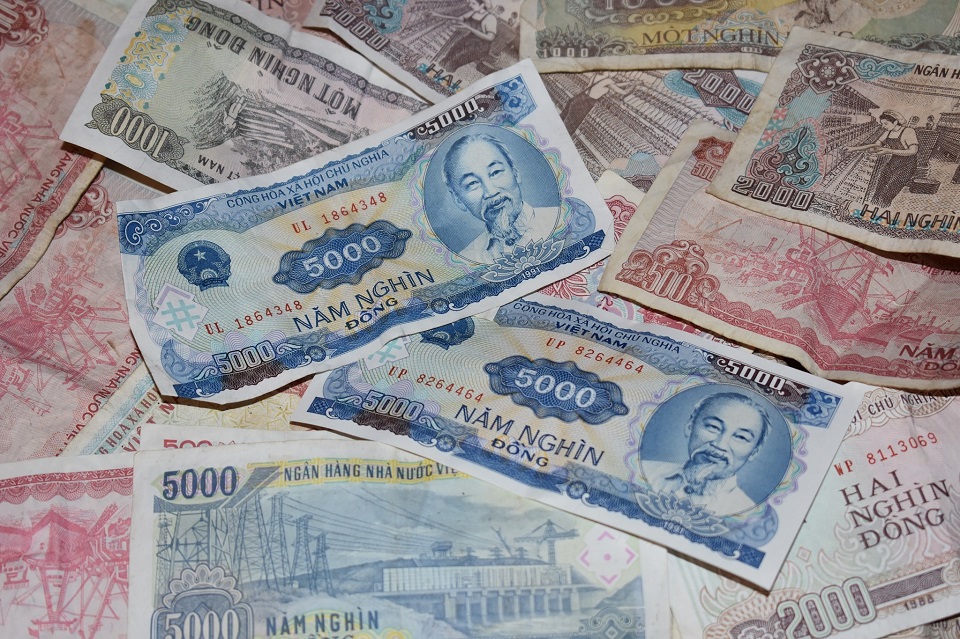 travel to vietnam currency