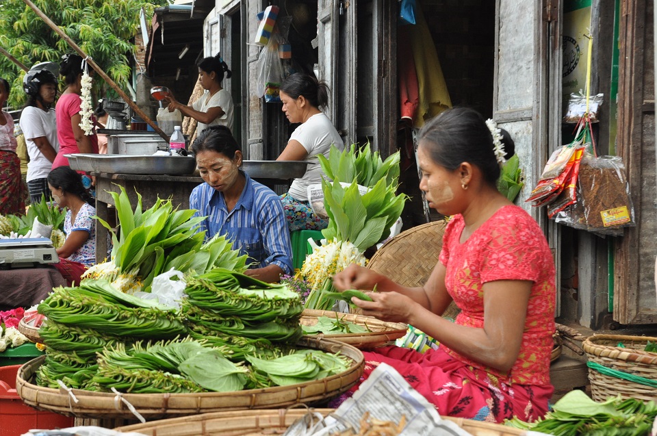 Nyang U market