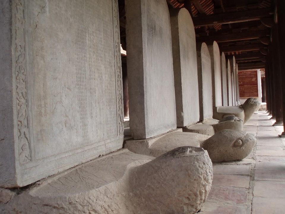 stelae of Doctors