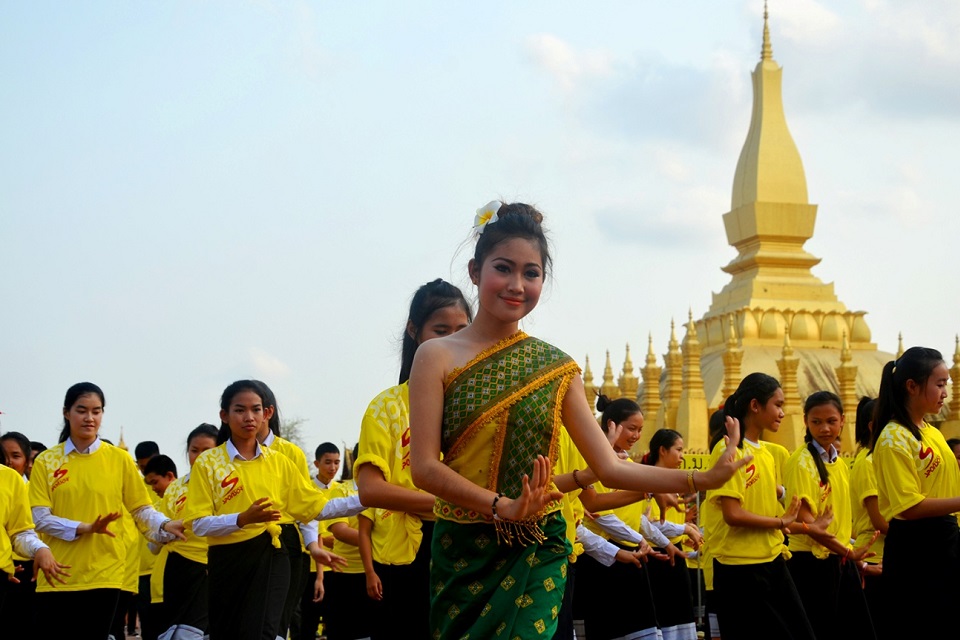 Lam Vong dance