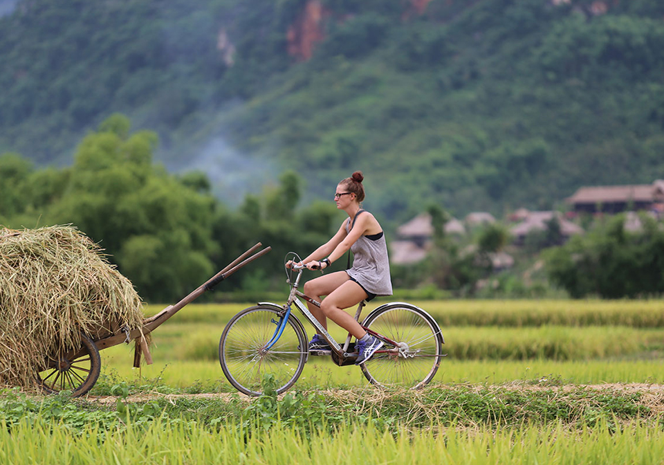Exploring the beauty of Mai Chau valley in Vietnam