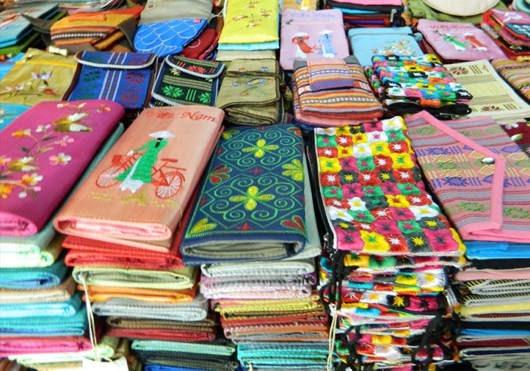 Top tips to buy the best souvenirs in Vietnam Indochina Voyages