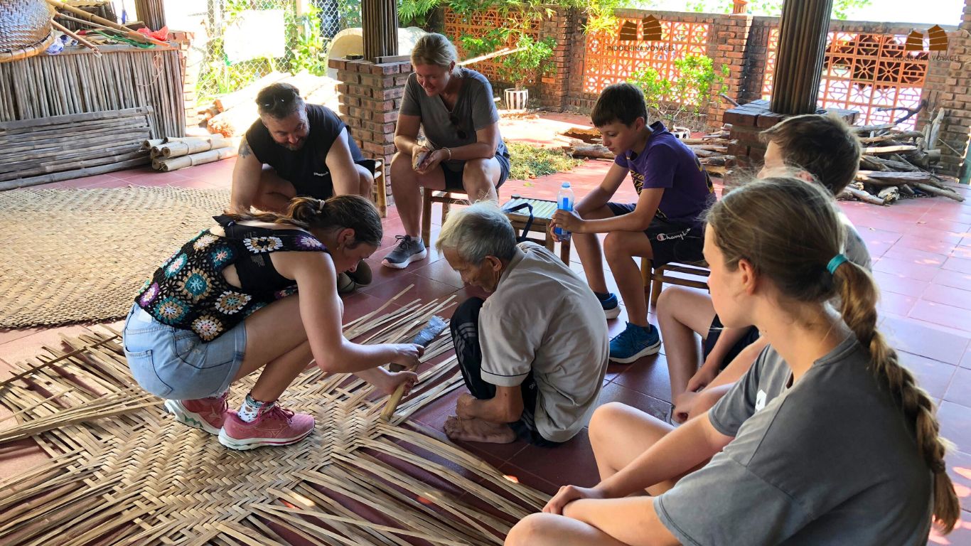 Making Basket boat in Hoi An