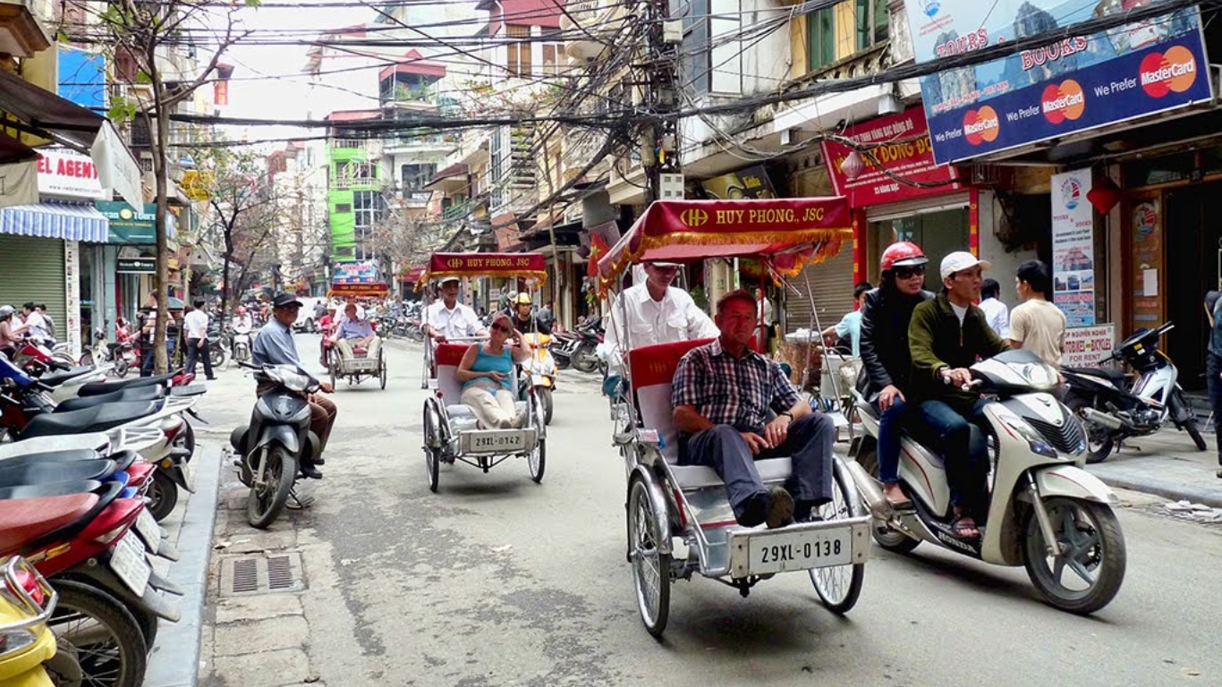 Street Wire in Vietnam