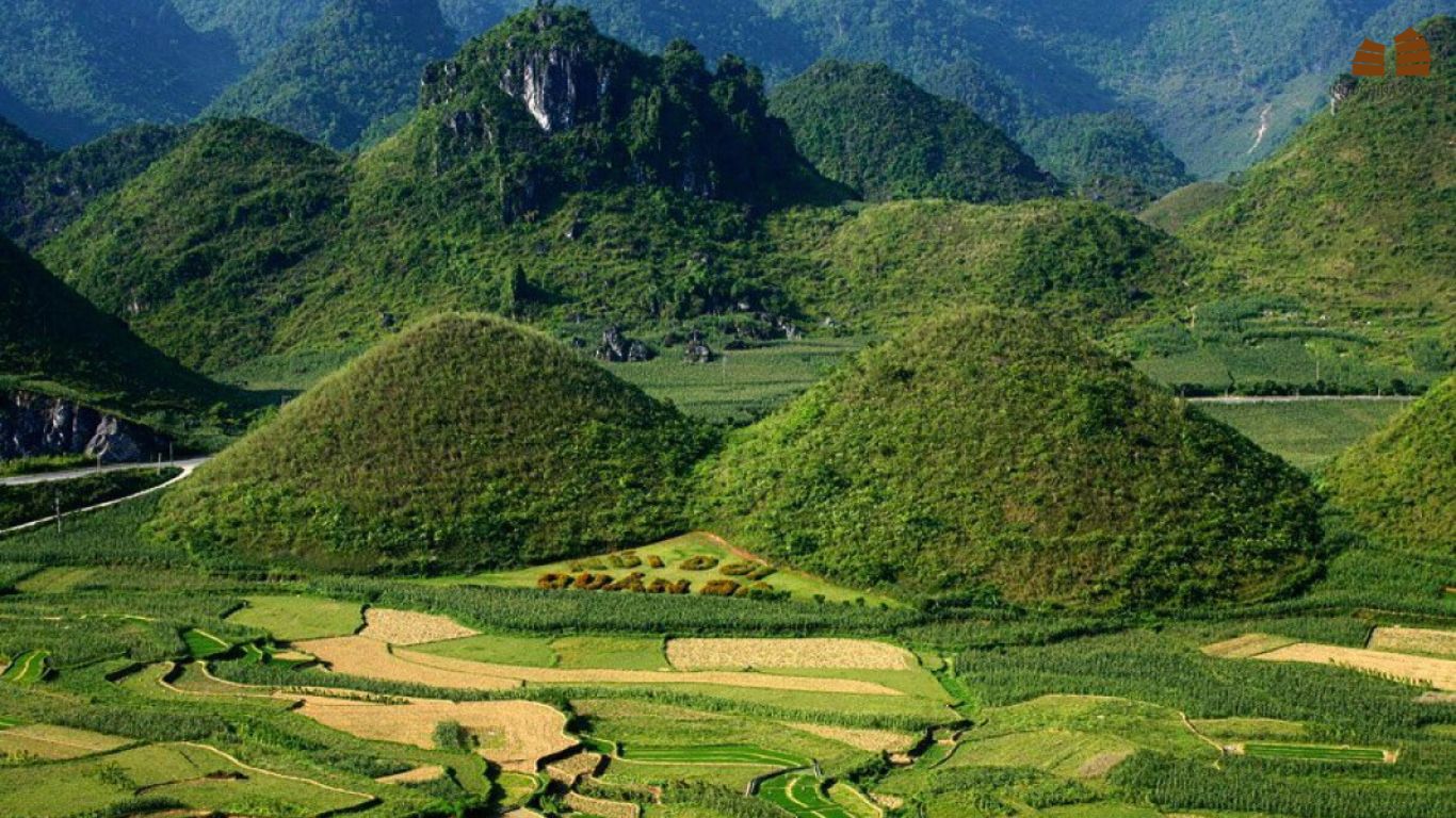 Twin mountain in Ha Giang