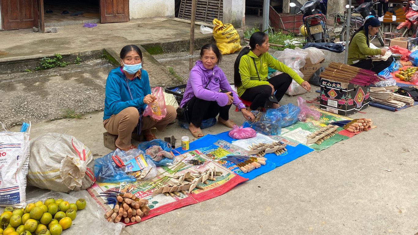 Po Tau market - a local market in Cao Bang