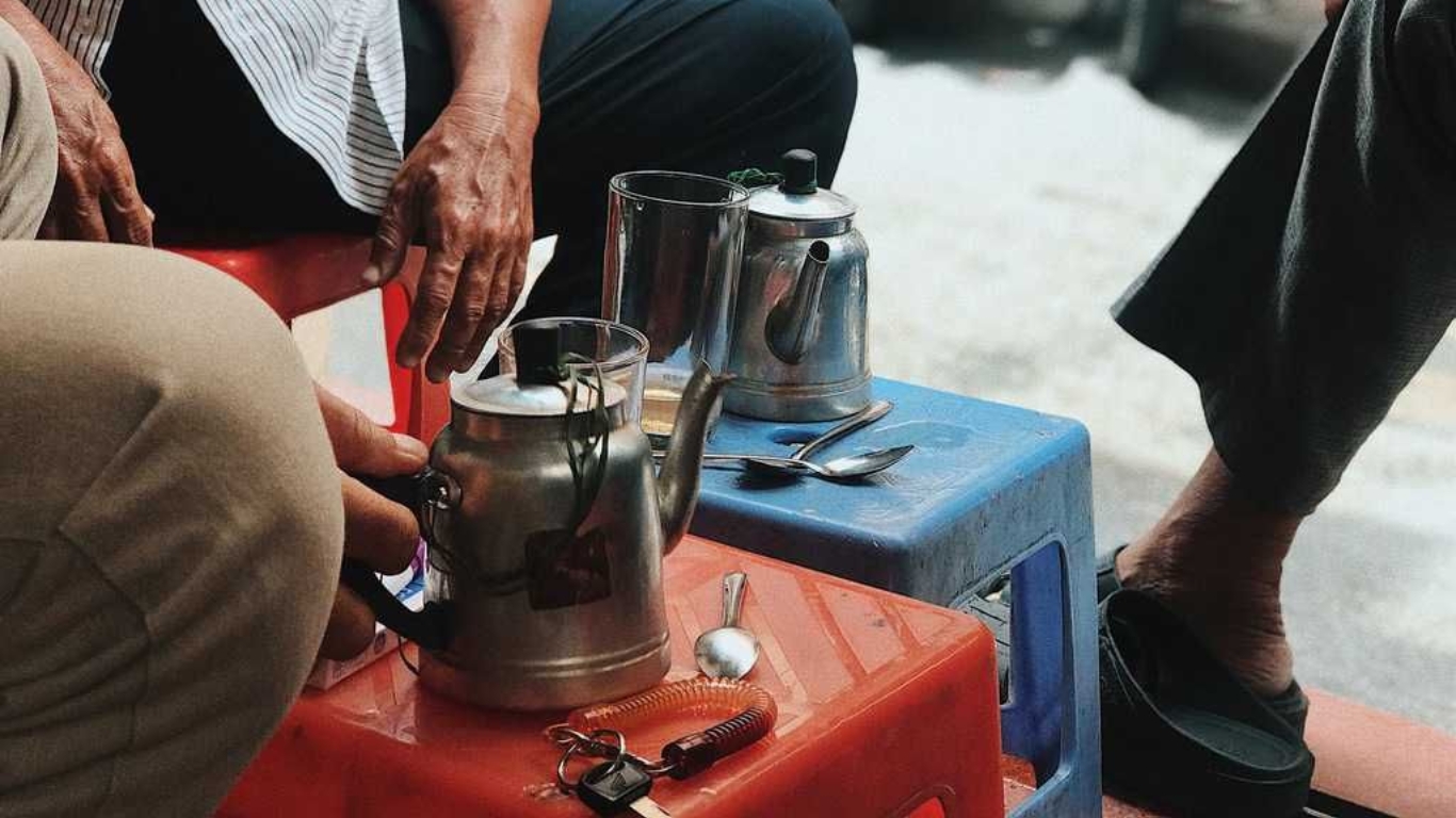 Ca Phe Bet - A Signature Culture of Saigonese (Image: 1 phut Sai Gon)