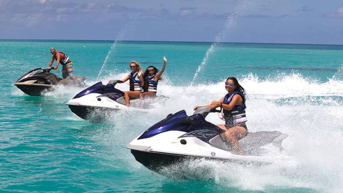 Jet skiing in Phu Quoc