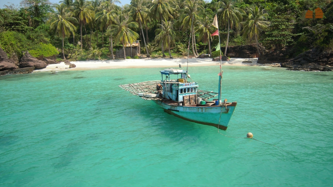 Small Ferry in Phu Quoc Island