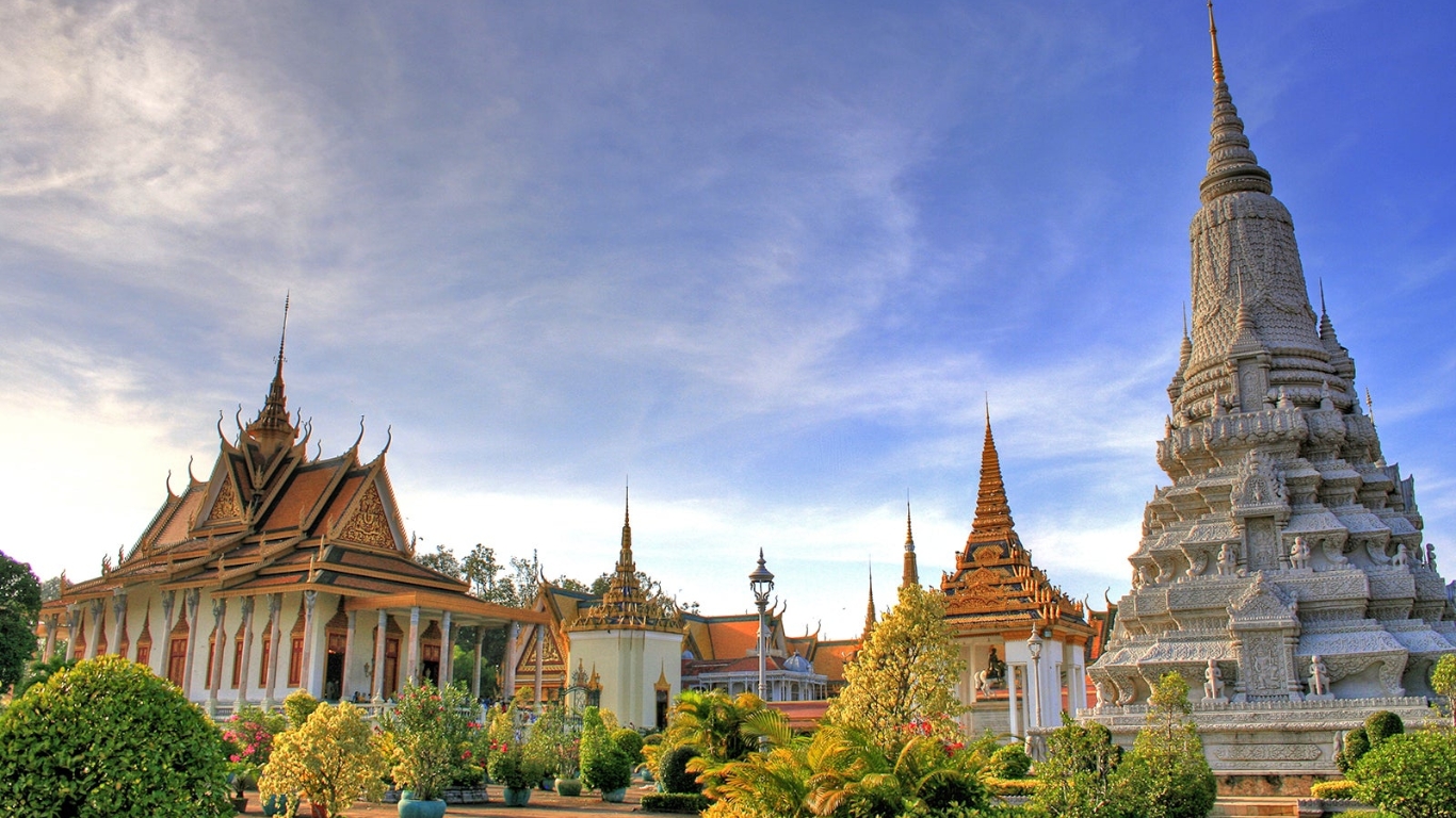 Royal Pace and Silver Pagoda in Pnom Penh