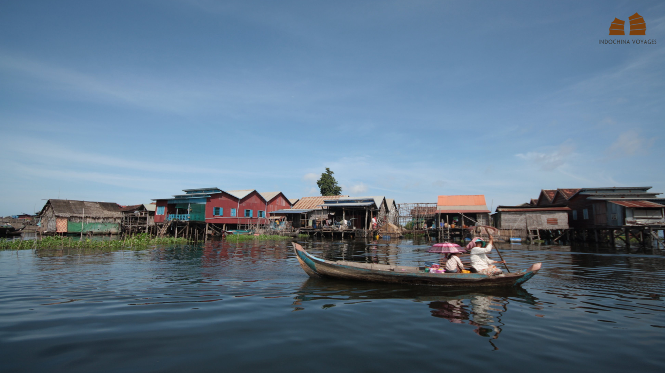 Boat tour on Tonle Sap Lake