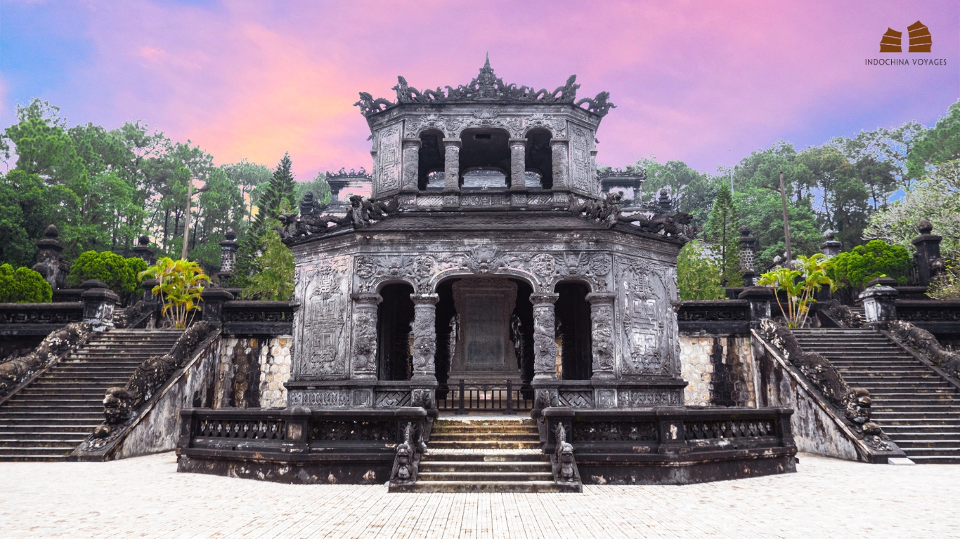 Historical Structure in Hue