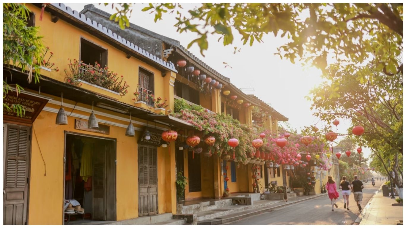 Hoi An Ancient Town in The Morning