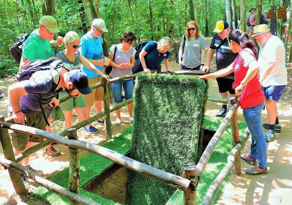 Cu chi tunnels day tour