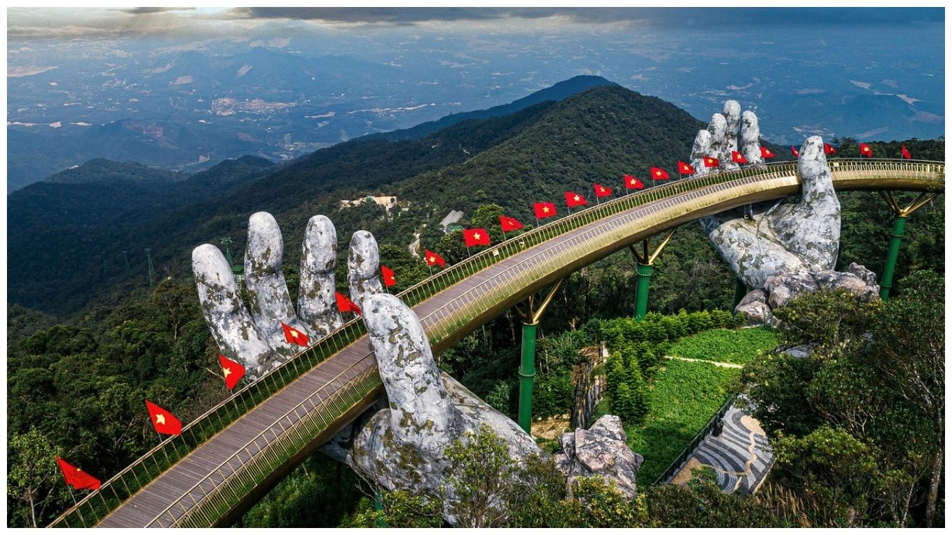 An unique design of Golden Hand Bridge Danang